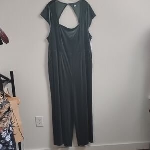 NWT Old Navy Green Velour Short Sleeve Wide Leg Sexy Elegant Jumpsuit